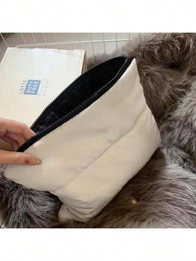 CHANEL حقيبة مكياج قابلة للطي سعة كبيرة - تصميم كلاسيكي مبطن، حقيبة أدوات تجميل مقاومة للماء، مجموعة هدايا سفر فاخرة