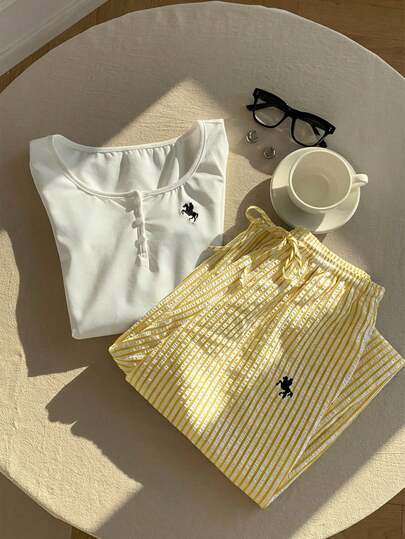 Comfortcana طقم كاجوال مكون من قميص بأكمام طويلة مطبوع عليه طبعة فارس وبنطال مخطط قطعتين للنساء