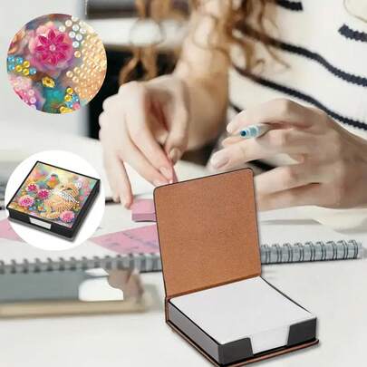 1 قطعة فن الماس DIY بنمط قطة صغيرة، لوحة فسيفساء ماس غير متماثلة على علبة لوح ملاحظات جلد اصطناعي أسود لاصق ذاتيًا مع 160 ورقة، مثالي للمنزل والمكتب والمدرسة والحرف اليدوية والقرطاسية الجميلة وهدايا المناسبات