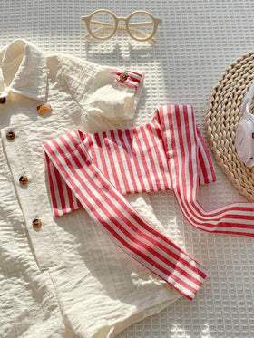 SHEIN مجموعة ملابس للرضيع مناسبة للجنسين، رومبير كاجوال بياقة شال مخطط باللون الأحمر وشورت أبيض، مناسبة للصيف والربيع وحفلات عيد الميلاد والحفلات المسائية والأعراس وحفلات استقبال المواليد وعيد الميلاد الأول، قطعتان