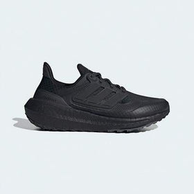 حذاء رياضي رجالي من أديداس طراز ULTRABOOST LIGHT C.RDY، مبطن وخفيف الوزن وجيد التهوية، حذاء جري HP6414