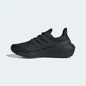 حذاء رياضي رجالي من أديداس طراز ULTRABOOST LIGHT C.RDY، مبطن وخفيف الوزن وجيد التهوية، حذاء جري HP6414