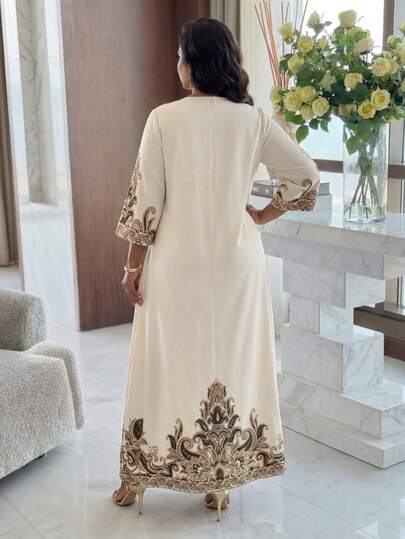 SHEIN Lady CURVE فستان طباعة عتيقة أنيق بياقة مفصصة مقاس كبير