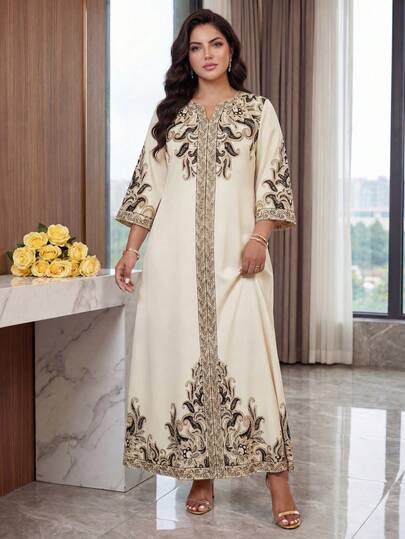 SHEIN Lady CURVE فستان طباعة عتيقة أنيق بياقة مفصصة مقاس كبير