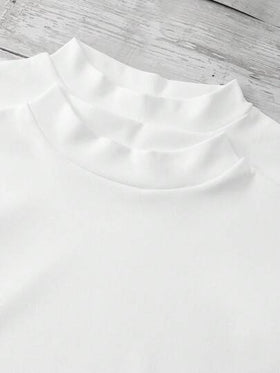 SHEIN Genkimix Kids مجموعة قميص وشورت قصير الأكمام بلون أحادي للأولاد الصغار، مناسبة للاستخدام اليومي العادي، العطلات، الرياضة، المدرسة، الأنشطة الخارجية، الصيف