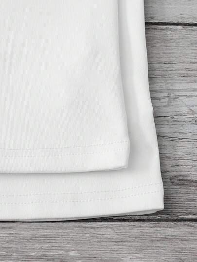 SHEIN Genkimix Kids مجموعة قميص وشورت قصير الأكمام بلون أحادي للأولاد الصغار، مناسبة للاستخدام اليومي العادي، العطلات، الرياضة، المدرسة، الأنشطة الخارجية، الصيف