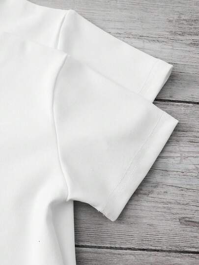 SHEIN Genkimix Kids مجموعة قميص وشورت قصير الأكمام بلون أحادي للأولاد الصغار، مناسبة للاستخدام اليومي العادي، العطلات، الرياضة، المدرسة، الأنشطة الخارجية، الصيف