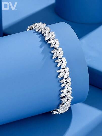 DV JEWELRY سوار فاخر مطلي بالذهب الأبيض مرصع بالزركونيا المكعبة، هدية مجوهرات أنيقة للنساء، مناسب للمواعدة والزفاف والحفلات والذكرى السنوية