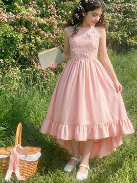 SHEIN فستان بياقة حلقية مزخرف بالزهور وبتنورة مكسرة للفتيات المراهقات
