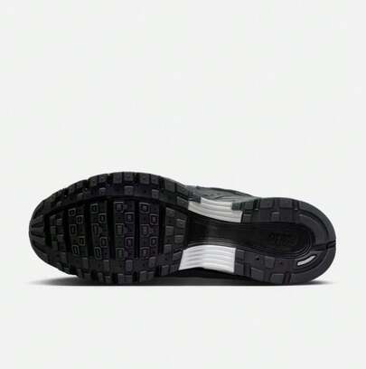 حذاء رياضي كاجوال للرجال من Nike P-6000 SE