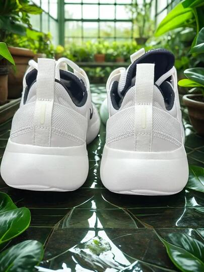 Nike حذاء نايكي إي-سيريز إيه دي مريح للاستخدام اليومي، منخفض الرقبة، مناسب للرجال، أبيض/أسود