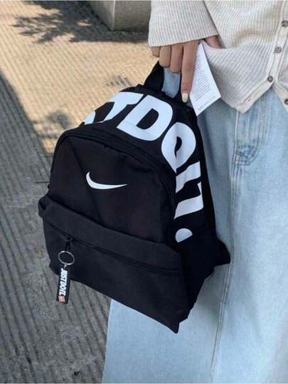 Nike حقيبة ظهر نايكي برازيليا ميني للأطفال بسحاب وطبعة شعار - BA5559-013