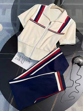 SHEIN كارديجان بياقة مرتخية وأكمام قصيرة + بنطال مستقيم الساق مع جيوب مائلة