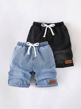 SHEIN قطعتان من شورتات الجينز الفضفاضة بتصميم كاجوال وعتيق وأنيق بلون أزرق وأسود للأولاد المراهقين، مجموعة مكونة من قطعتين للملابس اليومية للأولاد المراهقين وملابس الربيع والصيف وملابس الحفلات والملابس الشارعية