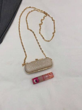 حقيبة كروس بودي صغيرة على شكل أحمر شفاه مخصصة للنساء موديل 2025 الجديد، حقيبة كتف بسلسلة موضة