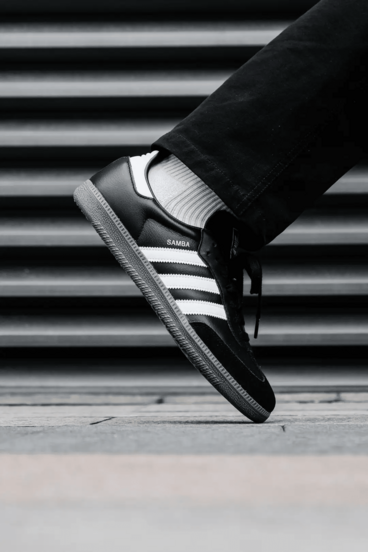 Adidas أديداس أورجينالز سامبا أو جي، أعلى ناعم، مناسب للارتداح، أحذية رياضية عالية منخفضة، يناسب الجنسين