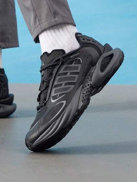 Adidas حذاء أديداس كليماكول فينتو 4.0 الرياضي المريح والمتعدد الاستخدامات ذو الرقبة المنخفضة، للجنسين، أسود