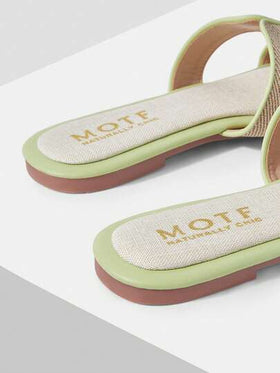 MOTF PREMIUM صنادل نسائية كاجوال وبسيطة للصيف، ذات تصميم تباين ملزم وفتحات، بأصبع مربع مسطح، مناسبة لعطلة رأس السنة الجديدة، أحذية الربيع، عطلة الربيع، عيد الفصح