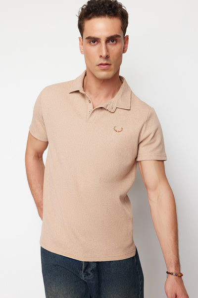 تي شيرت جملي بياقة بولو مع تفاصيل مطرزة - TMNSS24PO00046