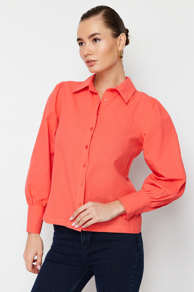 قميص قطني منقوش بزهرة الرمان - أكمام بالون، مقاس عادي TWOSS20GO0065