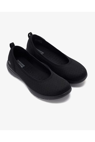 BBK 138360 -حذاء رياضي أسود من BBK Skechers