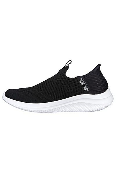 149708 -حذاء رياضي أسود من BKW Skechers