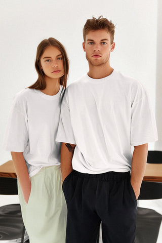 تي شيرت أبيض كبير الحجم برقبة دائرية للرجال - كم قصير، TMNSS21TS0811