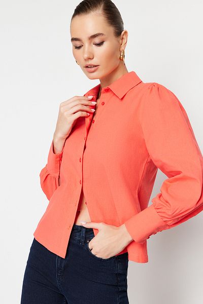 قميص قطني منقوش بزهرة الرمان - أكمام بالون، مقاس عادي TWOSS20GO0065