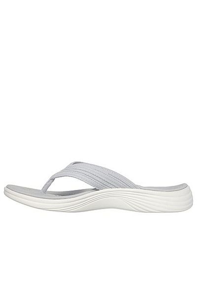 141315 - حذاء رياضي رمادي موديل رمادي Skechers