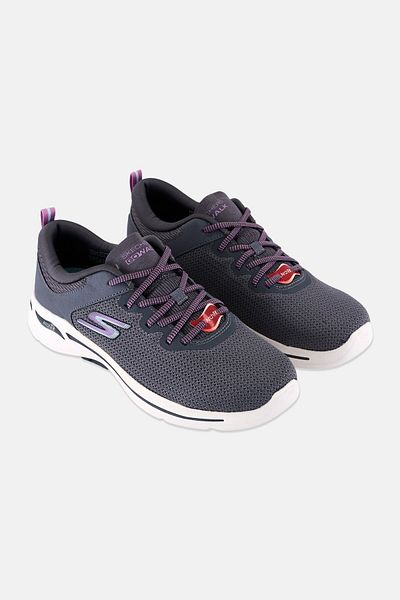 حذاء Go Walk برباط للخارج للنساء، رمادي Skechers