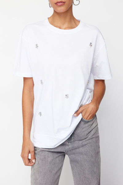 تي شيرت محبوك عادي بتفاصيل حجر أبيض TEDSS24TS00025