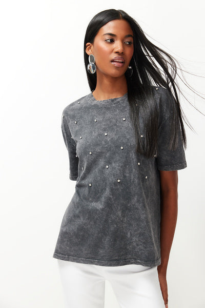 إكسسوارات حجر أنثراسايت تفصيلية تي شيرت محبوك بتأثير الغسيل/الشيخوخة TWOSS24TS00244