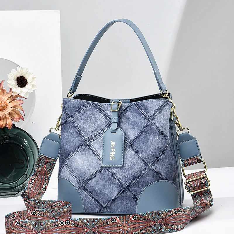 شنطة نسائية شيك للنساء - 2023 New Trend Designer Handbag Famous B