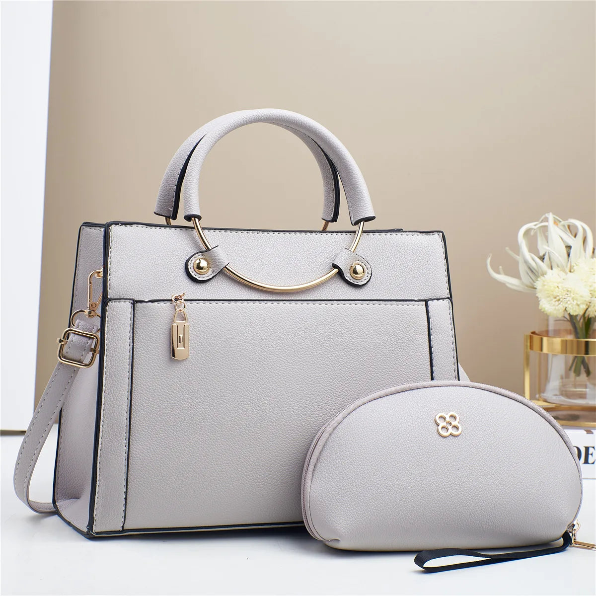 شنطة جلد مميزة للنساء - 2024 Fashion Ladies Shoulder Bags Set La