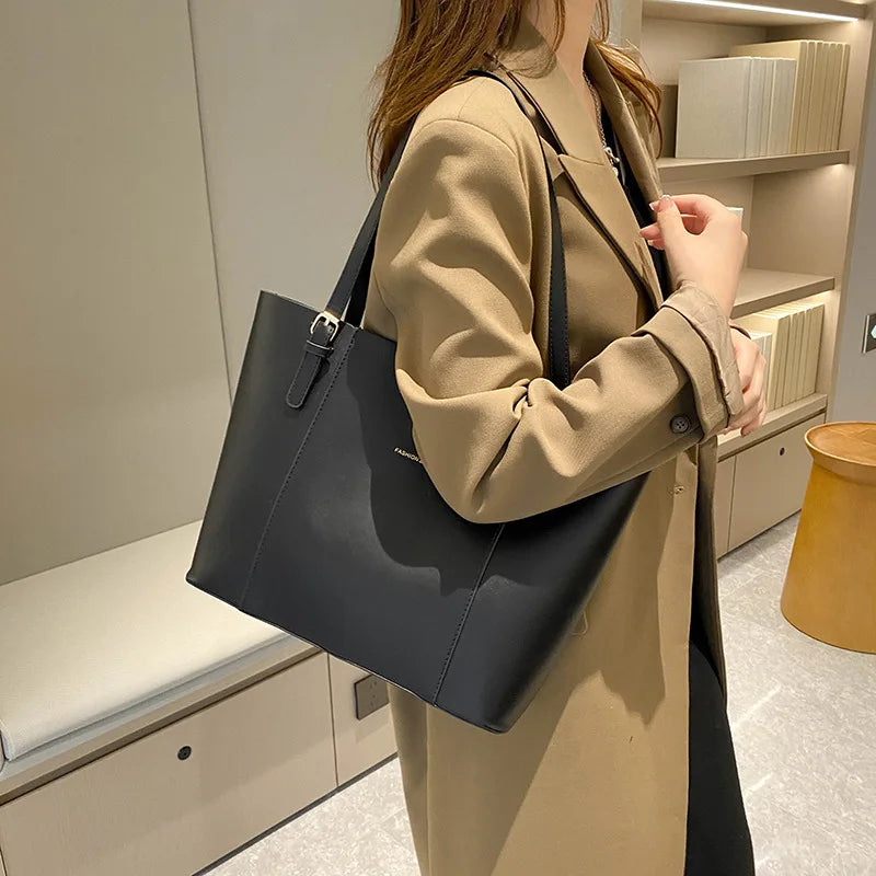 شنطة نسائية كاجوال للنساء - 2024 New Arrival Fashion Bags Brand Gold