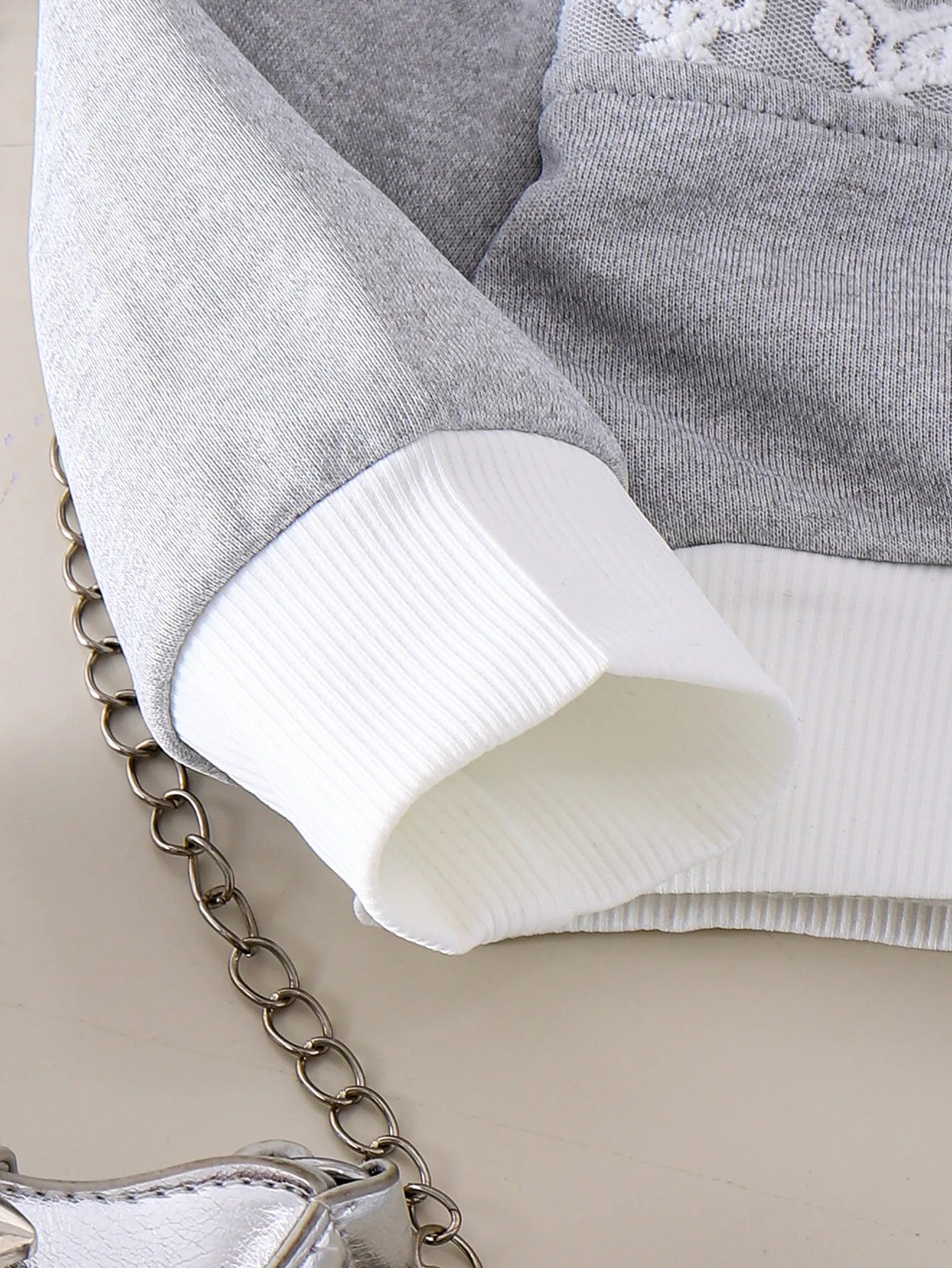 موضة 2025 خريف/شتاء جديد بنات' طقم pattern hat zipper sweatshirt with قصير جيب طقم قطعتين