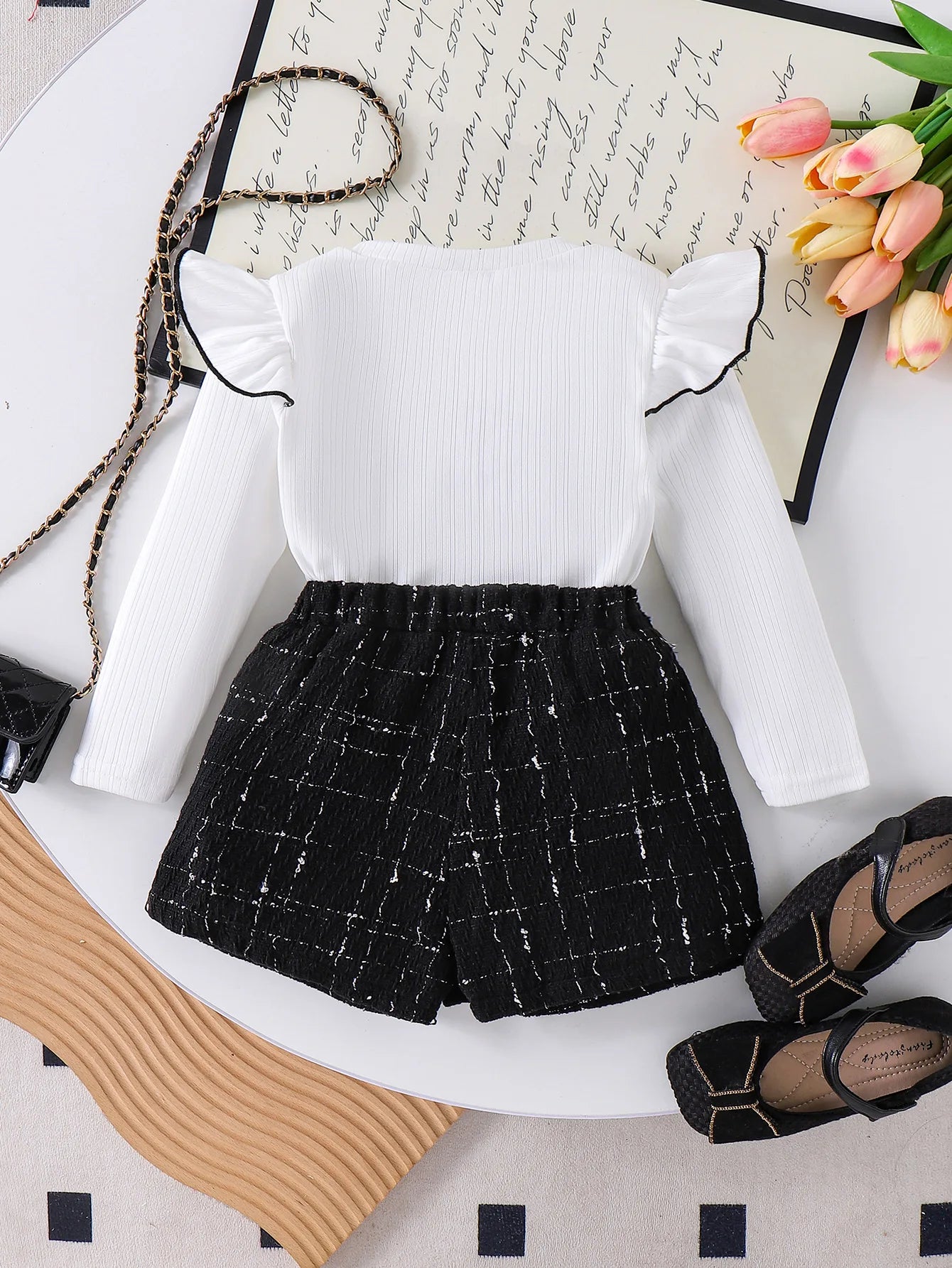 موضة 2025 خريف/شتاء جديد بنات' طقم white أكمام طويلة توب+black قصير جيب طقم قطعتين