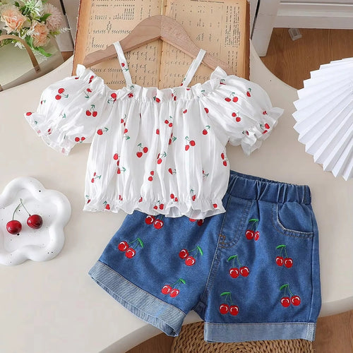 موضة 2025 children's clothing cherry fruit strapless off-shoulder توب elastic shorts بنات clothing sets صيف أطفال clothes بنات