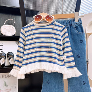 موضة 2025 بنات خريف جديد korean striped tassel jacket bottoming shirt كاجوال ستايل plus love jeans طقم قطعتين size 5t