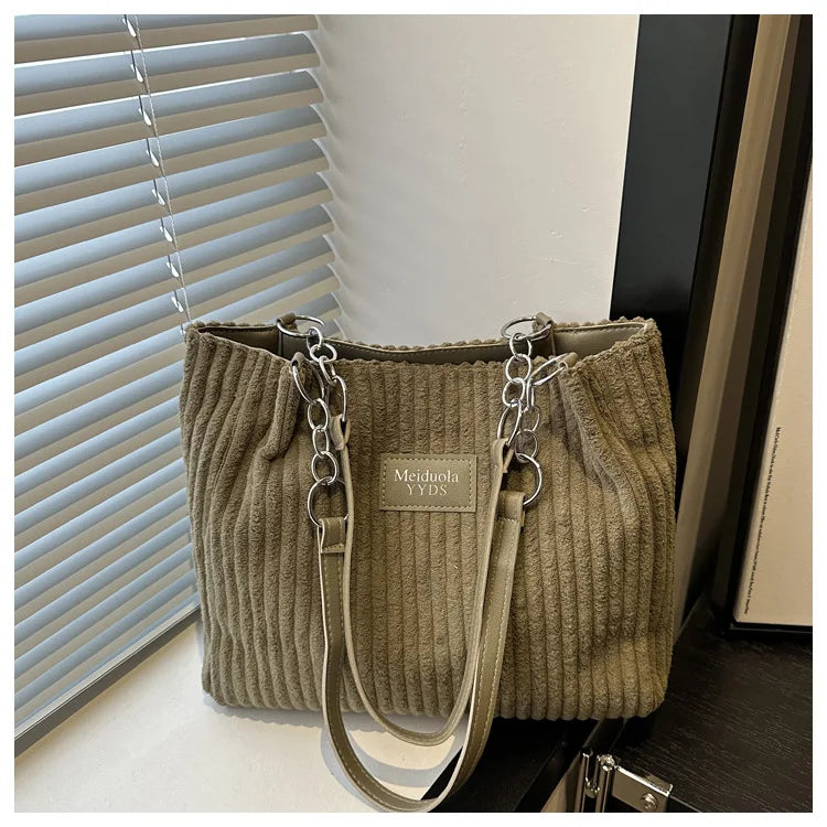 شنطة كروس مميزة للنساء - 2025 New Arrival Fashion Big Sizes Bags