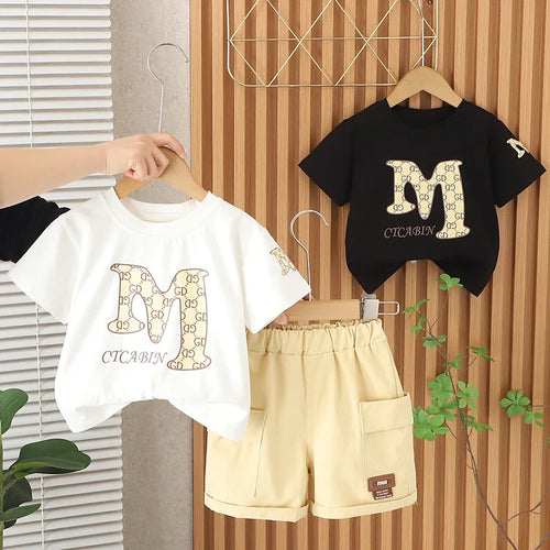 موضة 2025 جديد أولاد صيف pullover بدلة كاجوال طقم قطعتين with round neck أكمام قصيرة and printed cotton fabric for little ones