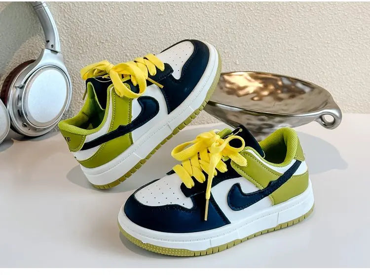 موضة 2025 ربيع خريف children's كاجوال shoes comfortable breathable luminous sneakers for أولاد and بنات جديد design