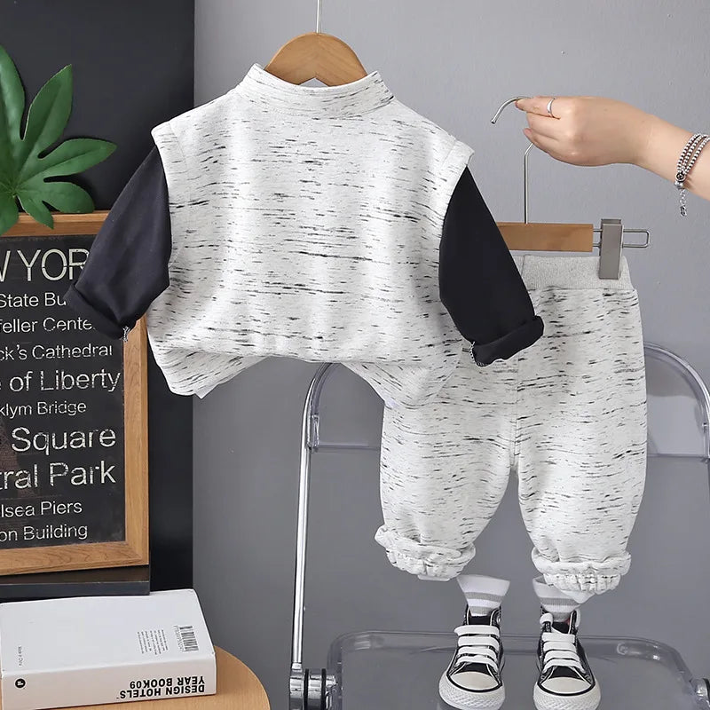 موضة 2025 ربيع وخريف جديد أولاد' طقم، fashionable and handsome english فيست أكمام طويلة three piece طقم for children