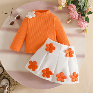 موضة 2025 sweet and fashionable baby بنت small high neck decal أكمام طويلةd توب fabric decal shorts طقم
