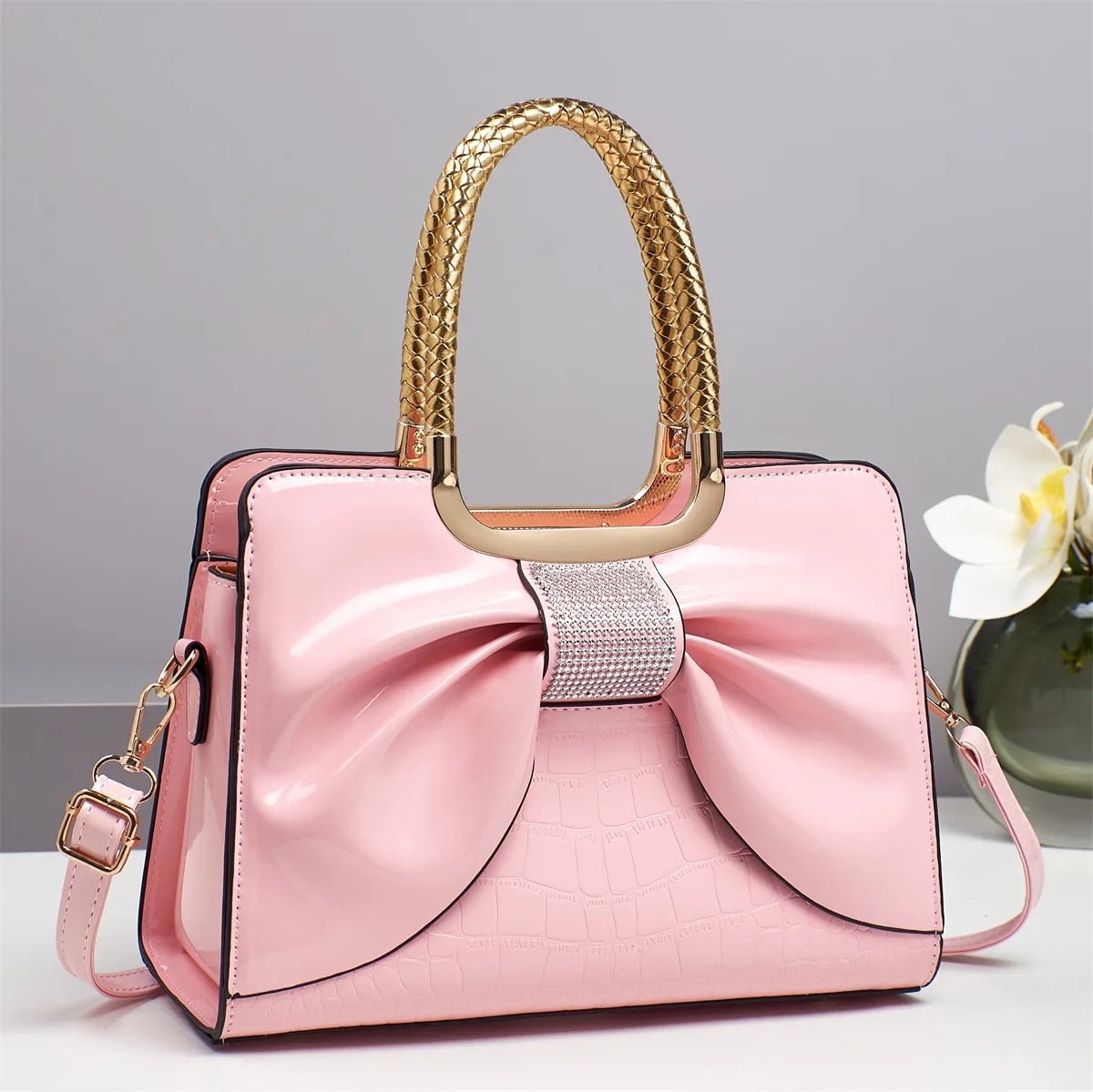 شنطة نسائية كلاسيك للنساء - 2025 Wholesale Pu Leather Glossy Women B