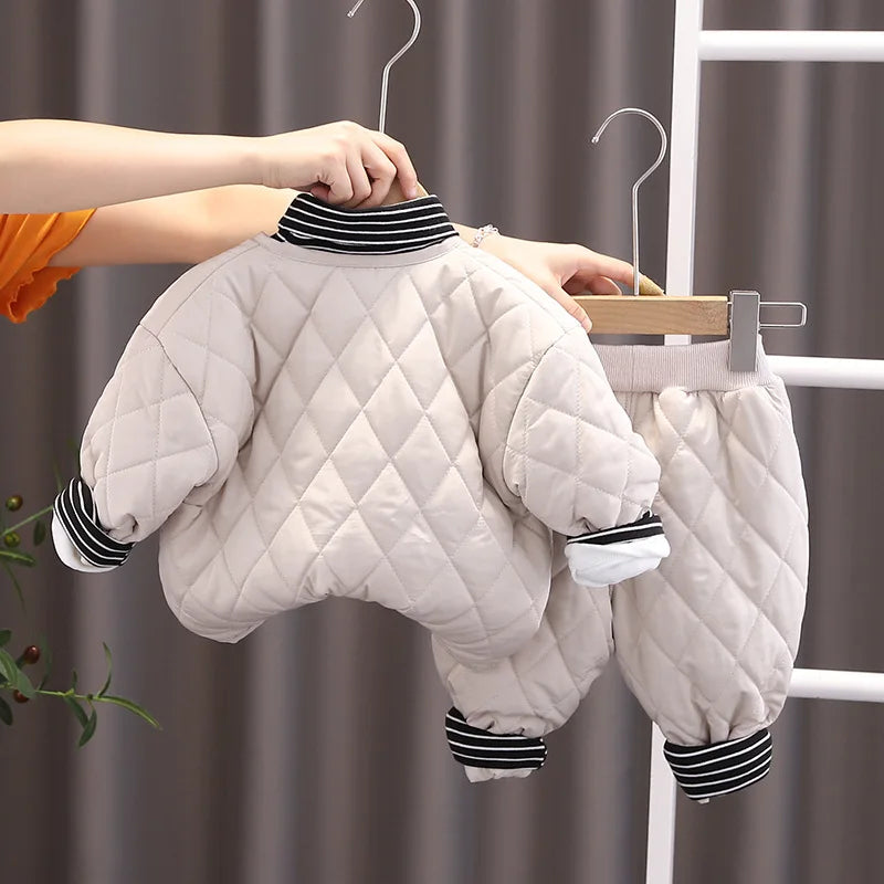 موضة 2025 شتاء جديد بنات korean diamond panda cotton أكمام طويلة coat طقم كاجوال solid ستايل three-piece outfit for أطفال