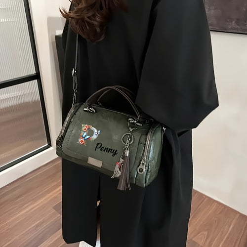حقيبة كتف نسائية قابلة للتخصيص مع أسماء شخصية وتصميم فراشة، حزام قابل للتعديل، حقيبة يد من الجلد الصناعي المبطن بالبولي فينيل كلوريد - أنيق وأوروبي، أسود، بني، أخضر، خيار كروس بادي
