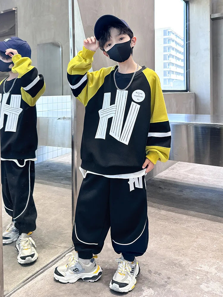 خريف sports بدلة for أولاد جديد foreign ستايل two-piece shuai tide print clothing for أطفال for ربيع خريف gift for children