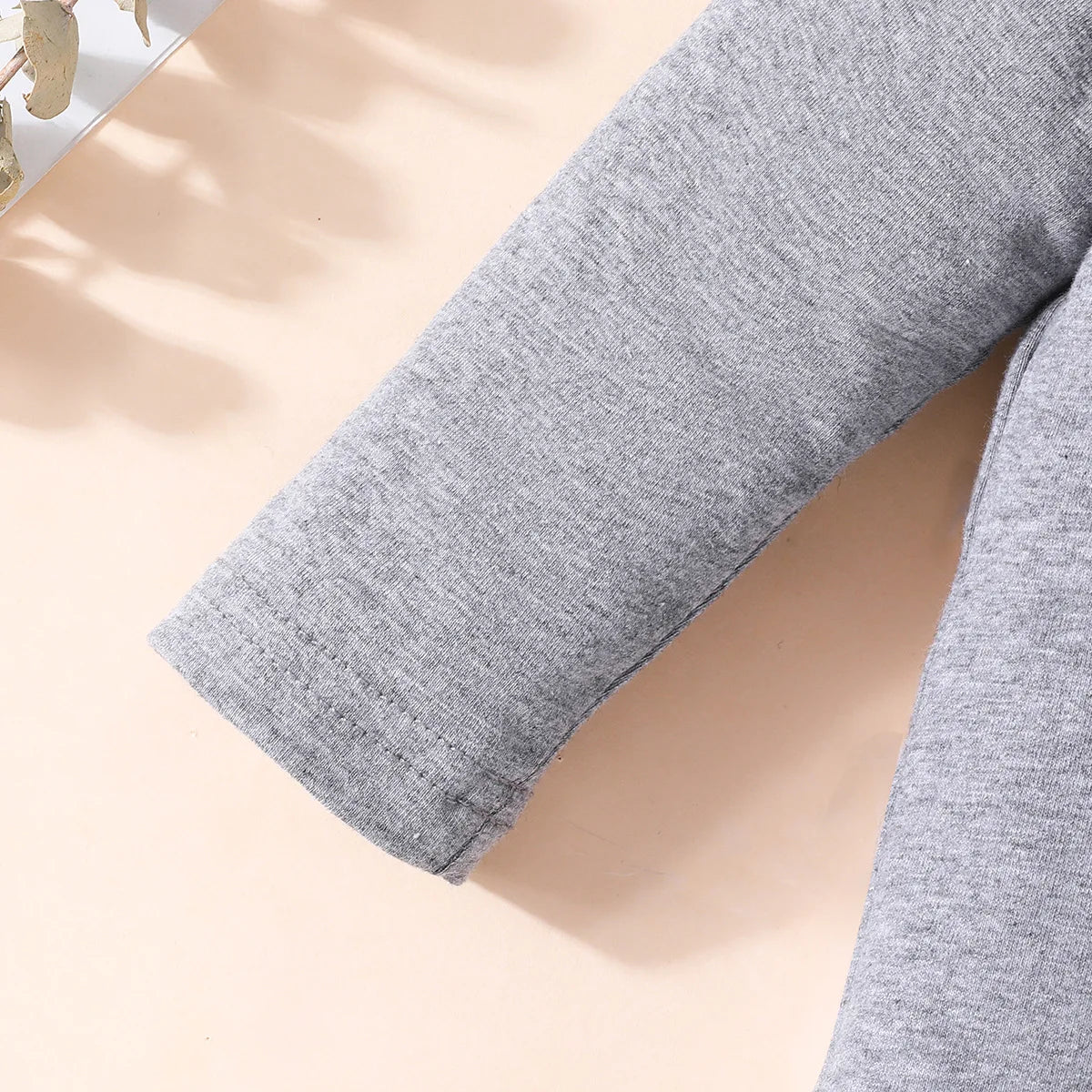 baby ربيع وخريف solid color letter printed جمبسوت with كاجوال pants cute hooded model جديد fashion ستايل