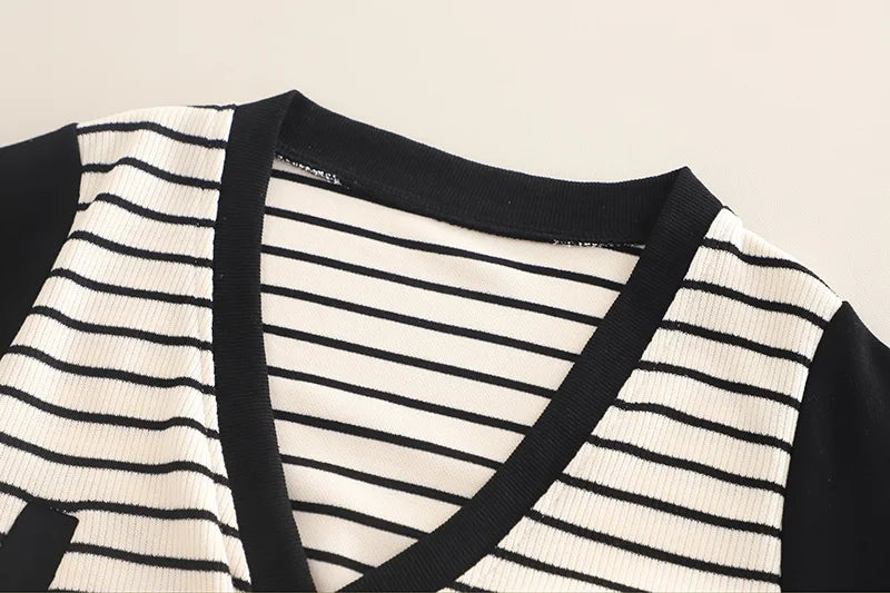 أولاد' خريف طقم موضة 2025 جديد children's striped jacket jeans خريف فستان أولاد' baby clothes